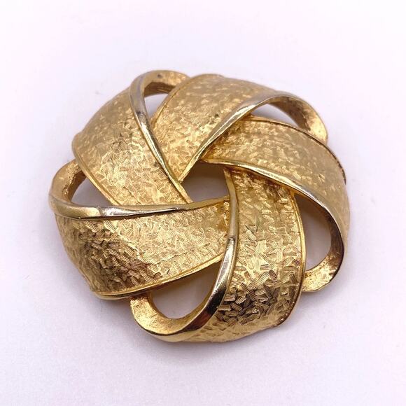 Vintage Gold Tone Large Knotted Brooch Unsigned - Picture 2 of 4